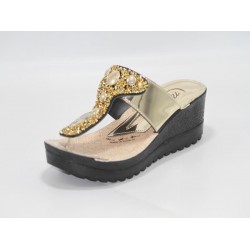 Daye Women 25544 Thick Footbed Flip Flops Slipper