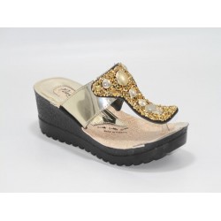 Daye Women 25544 Thick Footbed Flip Flops Slipper