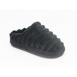 LCN Women Smocked Closed Atom Home Slipper