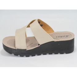 Lotus Women 4098 V Buckle High Daily Slipper